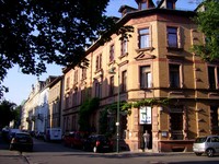Backsteinarchitektur in der Kahlertstraße - eines von vielen Lokalen im Johannesviertel