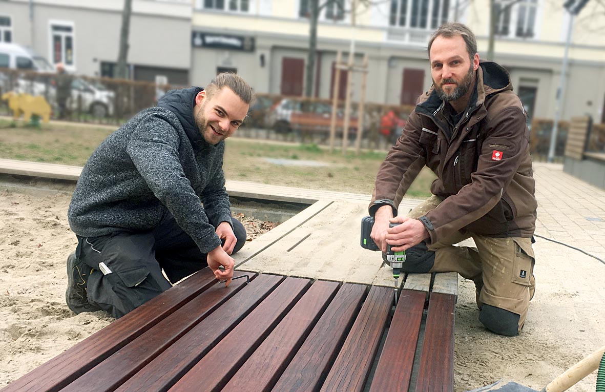 Reparatur der Bänke und der Sandkastensitzflächen - 2019